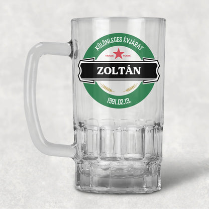 egyedi neves söröskorsó évszámmal