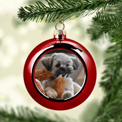 piros színű gömb karácsonyfadísz egyedi fényképpel